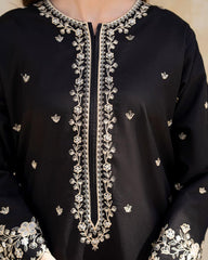 Zehn-e-Zar - Embroidered 2pc