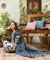 Inaya – 3-Piece Embroidered Lawn Suit