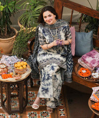 Inaya – 3-Piece Embroidered Lawn Suit