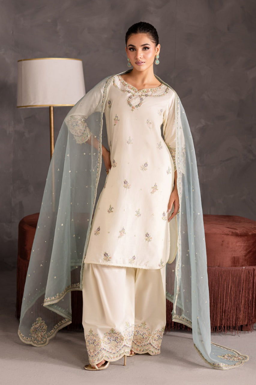 Pehchan– 3-Piece Embroidered Lawn Suit